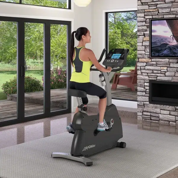 Life Fitness C1 Upright Bike - Image 2